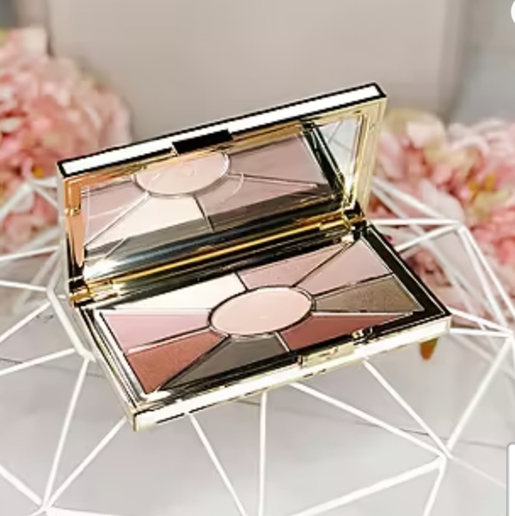 Mirabella Eyeshadow Palette - Picture 5 of 13